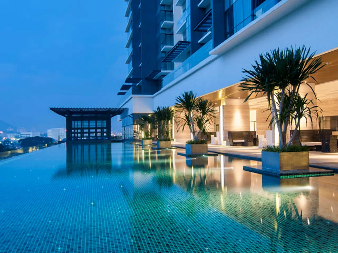 Infinity pool at dusk at The Elements @ Ampang